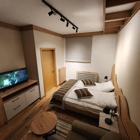 Vucko C030 Private Host Vucko *