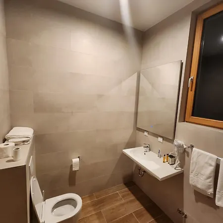 Vucko C030 Private Host Vucko *