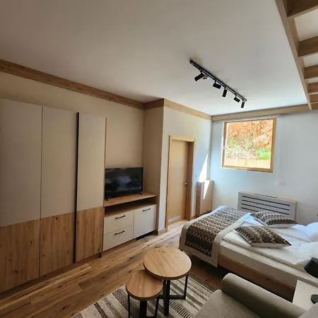 Vucko C030 Private Host Vucko * ياهورينا