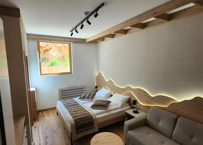 Vucko C030 Private Host Vucko アパート