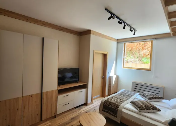 Vucko C030 Private Host Vucko * ヤホリナ